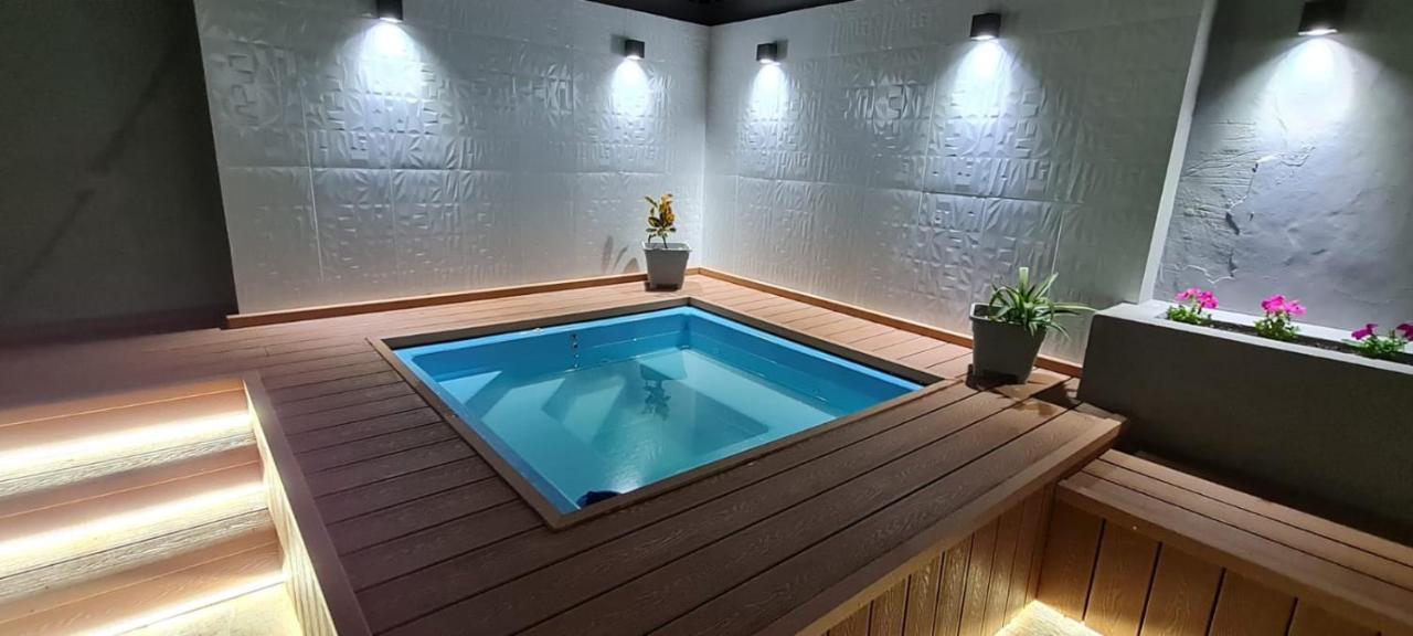 Casa Centrica Con Yacuzzi !!! Porto Iguaçu Exterior foto